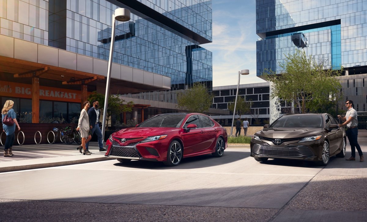Toyota Camry Hybrid 2018 - car insurance
